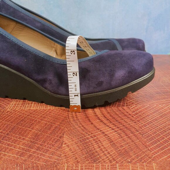 Elegant Purple Wedges - Picture 4 of 10
